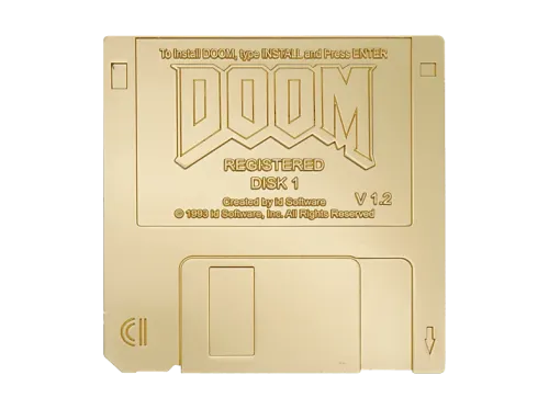 Accesorio Fanattik DOOM Floppy Disk Limited Edition Imitation Gold Replica